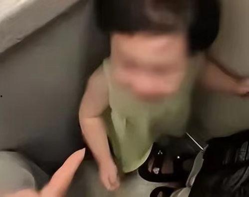 成人抱睡神器图片视频,成人抱睡神器助您一夜好眠-第3张图片-成年电影网 成人抱睡神器图片视频,成人抱睡神器助您一夜好眠-第3张图片-成年电影网