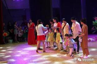 成人舞蹈汇演聚餐视频,成人舞蹈汇演聚餐温馨瞬间回顾-第3张图片-成年电影网