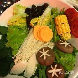 菜拼成人的图片视频,创意美食与趣味人像的完美融合-第3张图片-成年电影网