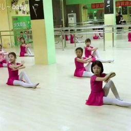 练习舞蹈视频成人,从练习舞蹈视频到舞台闪耀的蜕变之旅-第2张图片-成年电影网